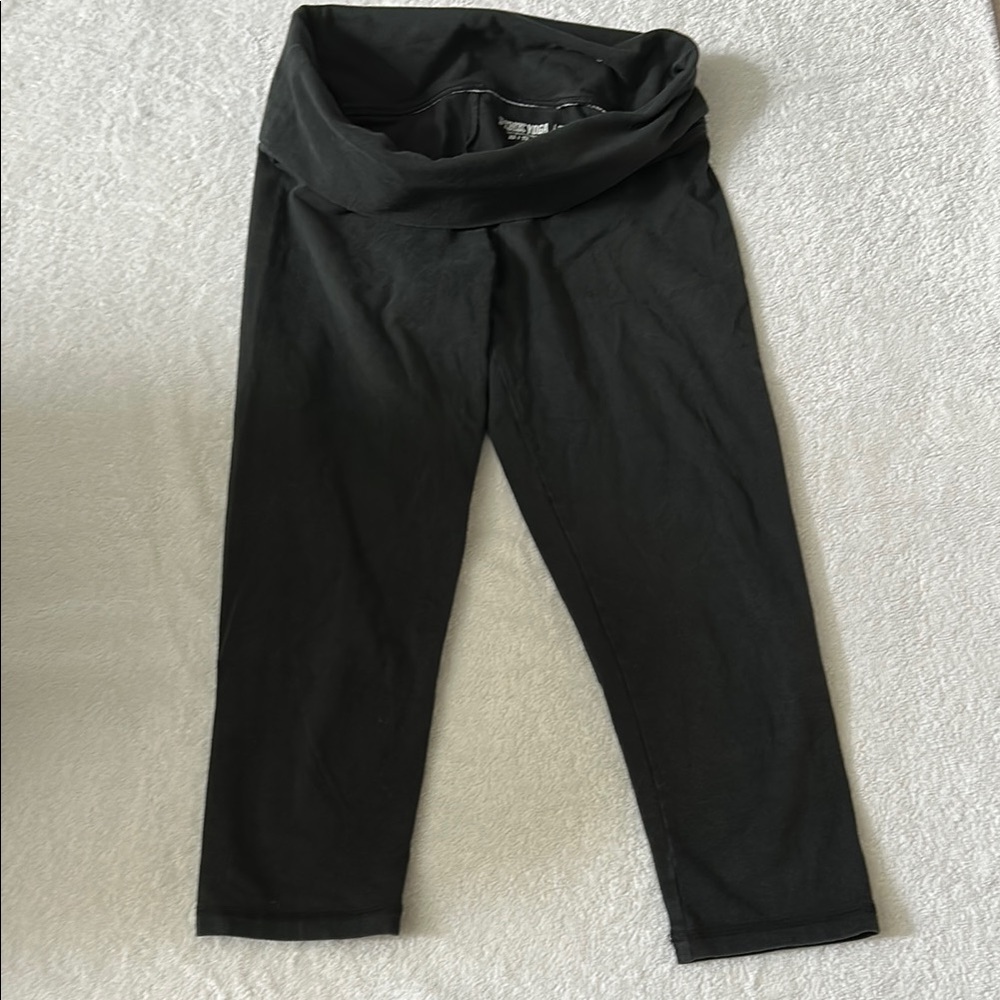 Victoria's Secret Black Leggings Solid Design